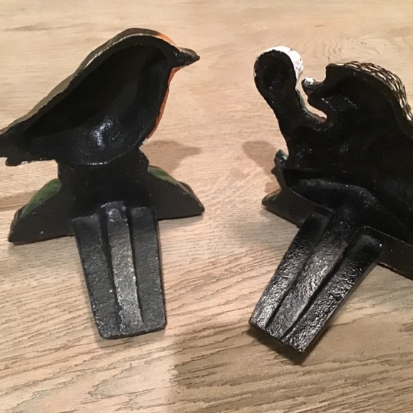 PAIR OF SMALL VINTAGE CAST IRON BIRD & HEDGEHOG DOORSTOPS/DECORATIONS/BOOK-ENDS - Picture 6 of 10